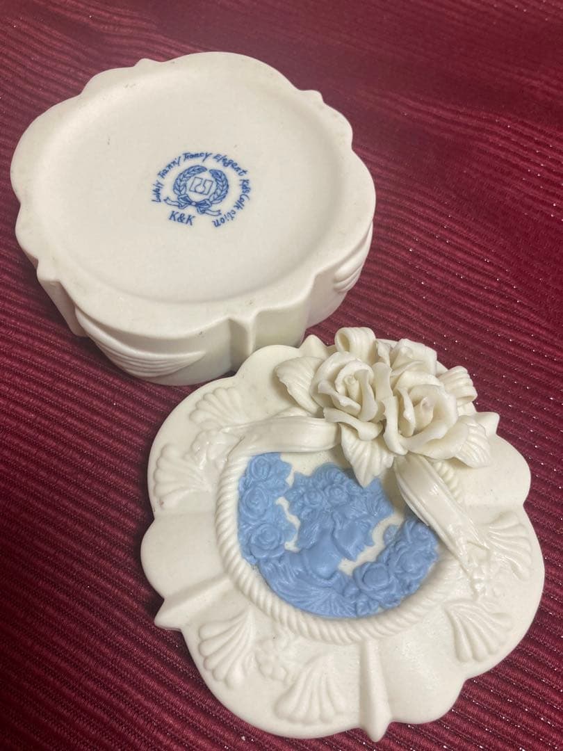 宝石箱　小物入　ジュエリーボックス　蓋つき陶器　洋風　イタリア　蚤の市　レトロ