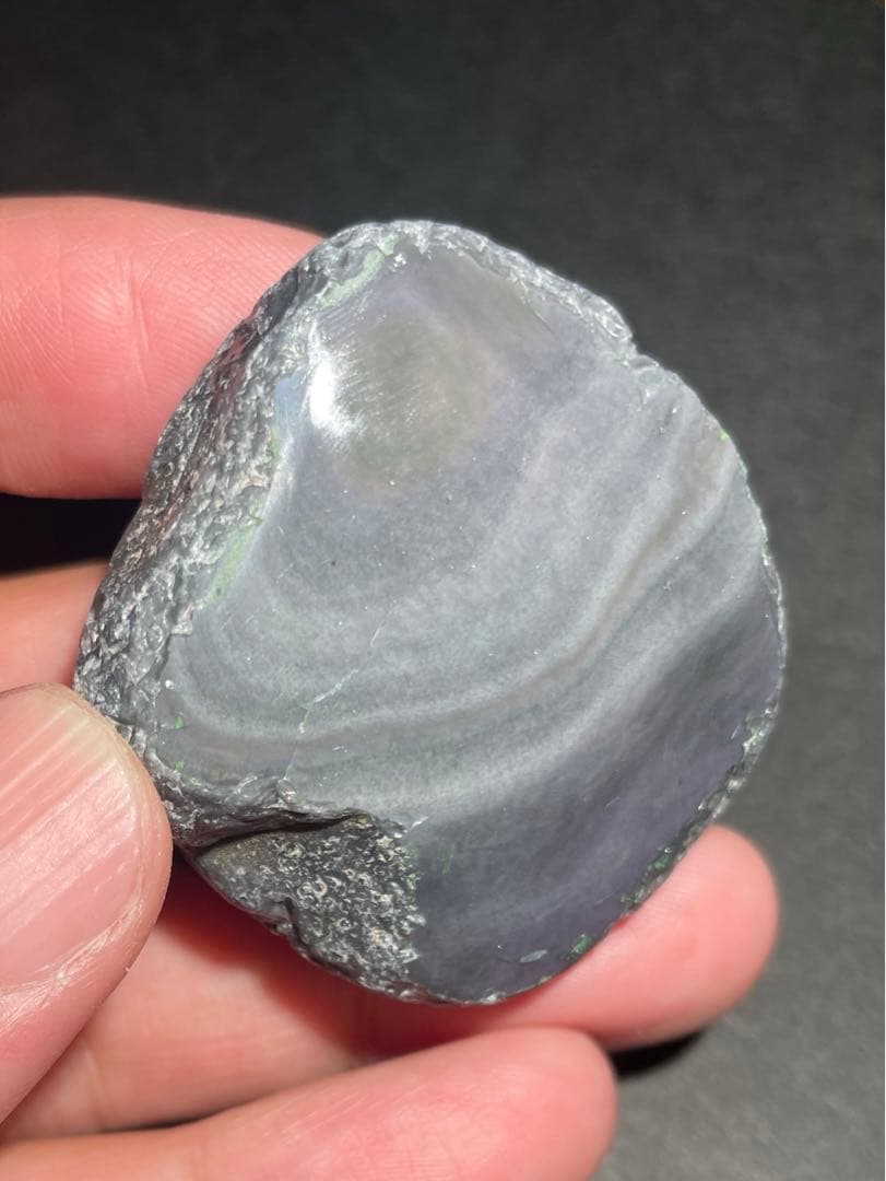 研磨品　十勝石玲瓏　淡ピンクベース　レインボーオブシディアン