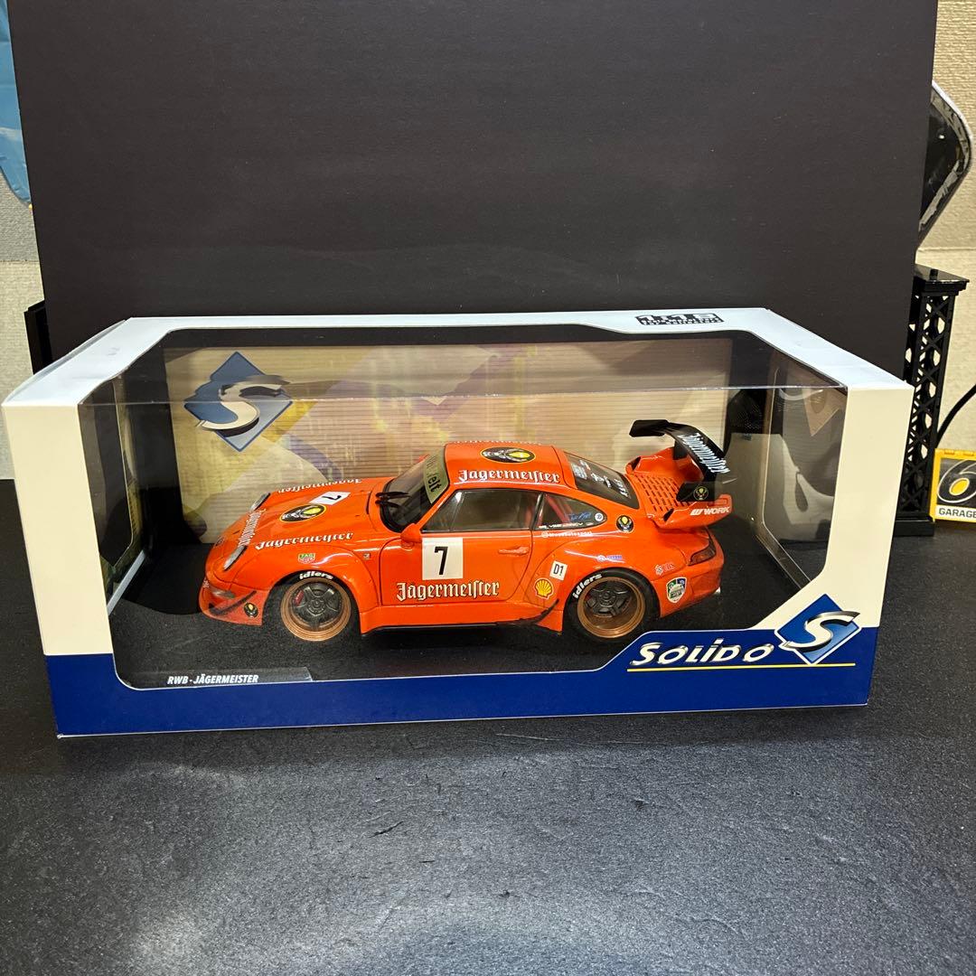 030 RWB ポルシェ 911 1/18スケールダイキャスト ミニカー