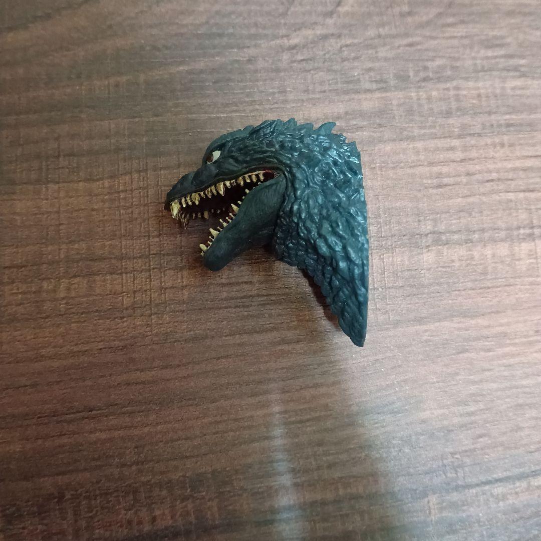 ゴジラ　一番くじ　モンスターヘッドマグネット　12個