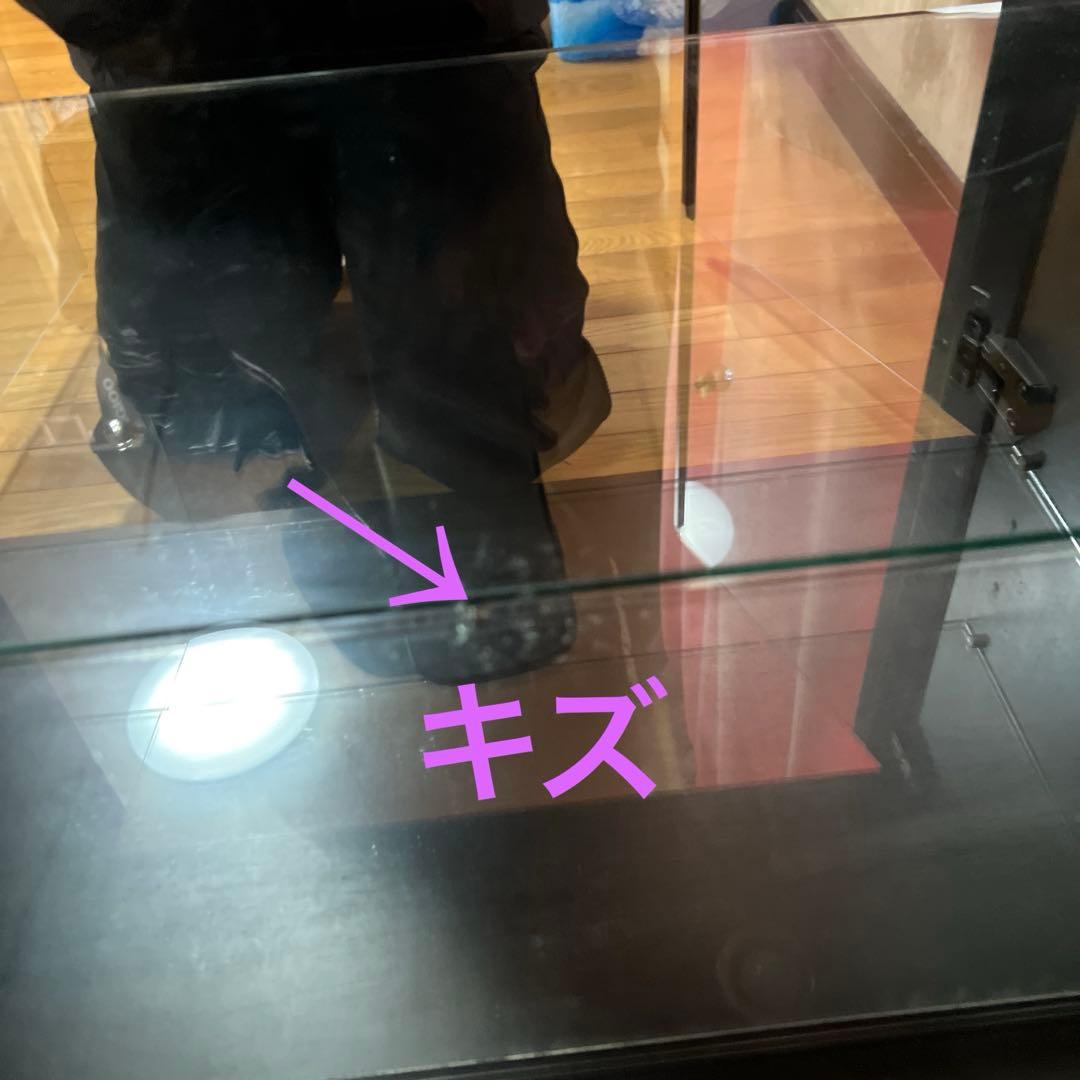 ダークブラウン ガラス扉キャビネット 中型