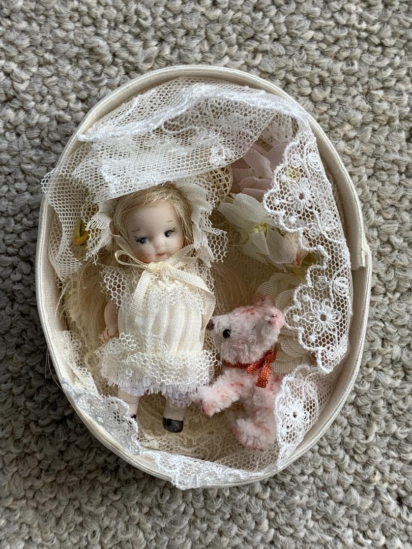 ✨期間限定✨シンディ♥カルトナージュボックス付　ビスクドール　ミニョネット