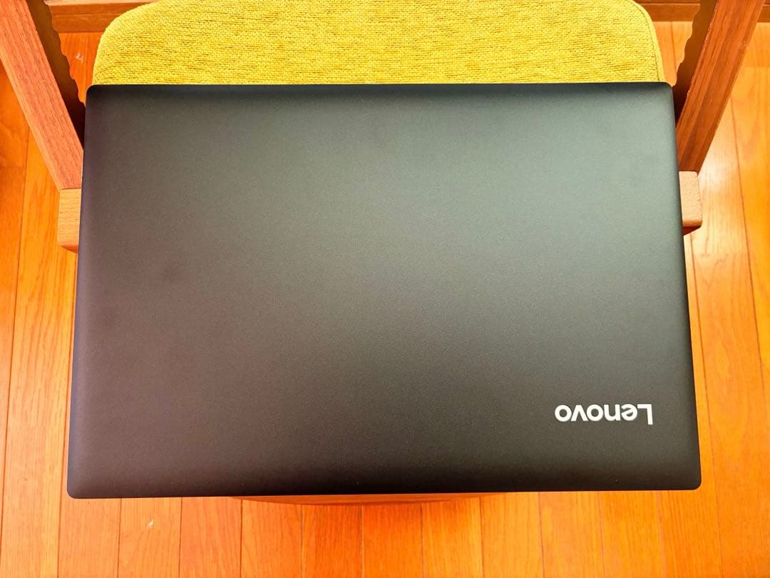 ジ*ン様 【美品】 Lenovo ideapad 330-15AST 15.6イ