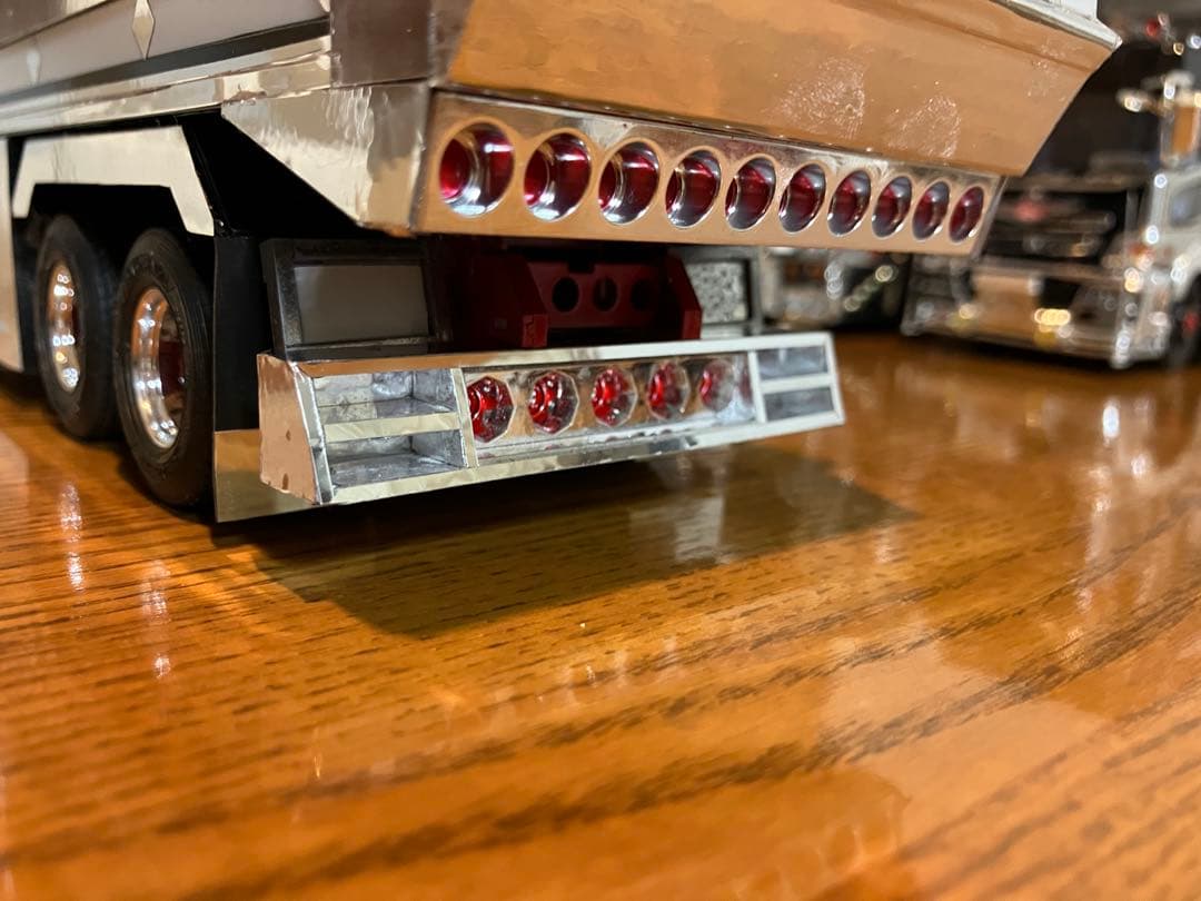 デコトラ、日野スパードルフィン、デカ箱ダンプ、完成品1／32、大型、