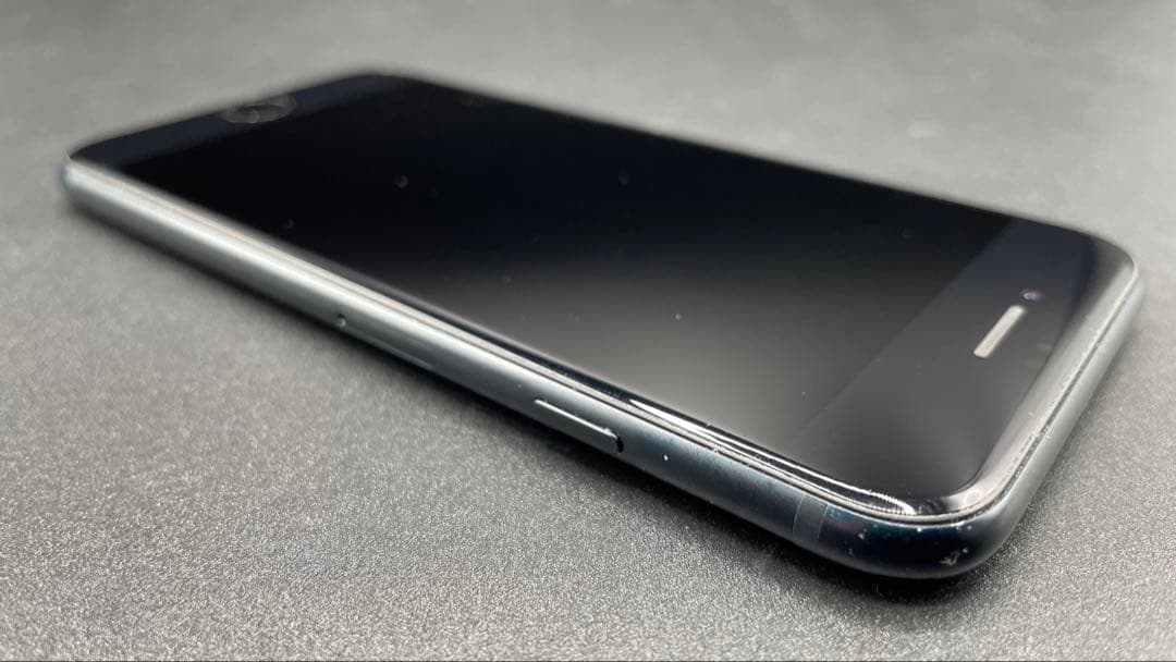 iPhoneSE3 第3世代 64GB ミッドナイト 本体