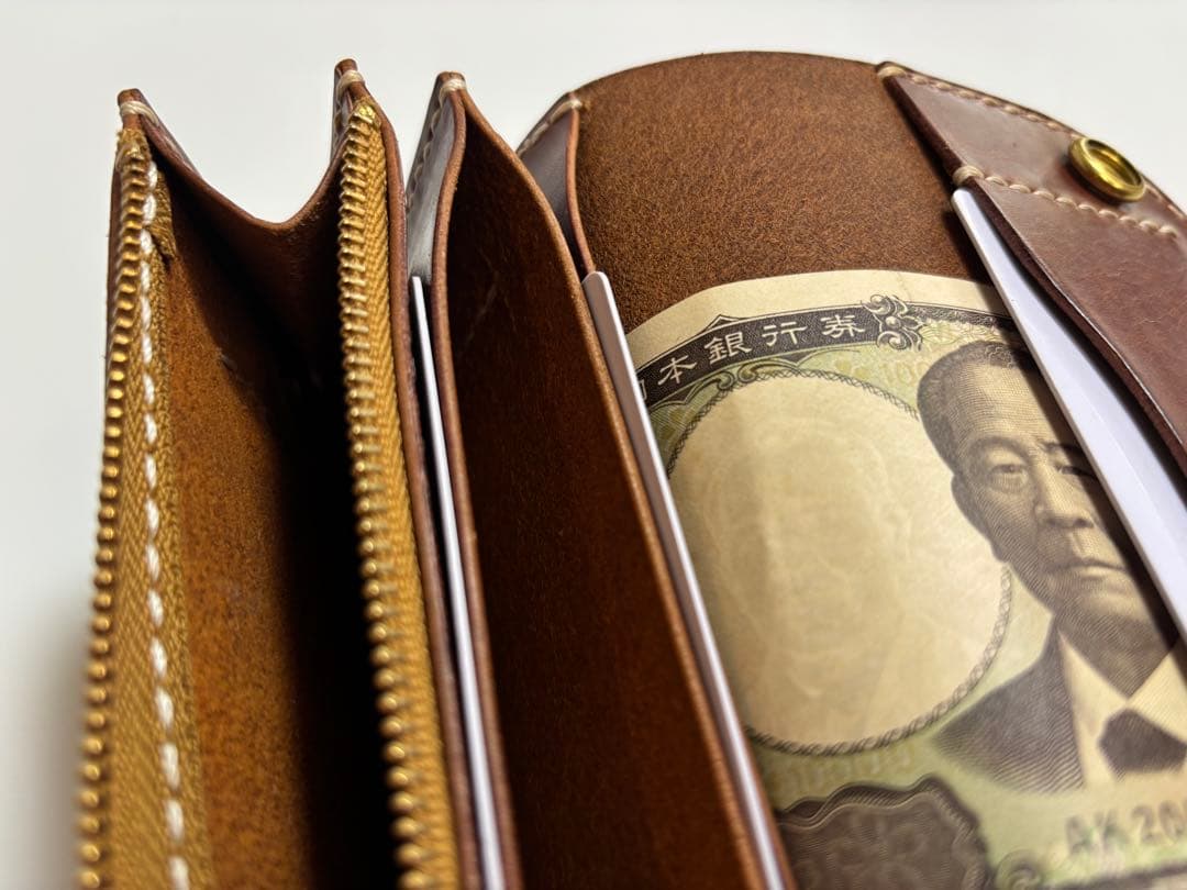 ダークブラウン　ヌメ革　トラッカーウォレット　三層　真鍮　レザークラフト