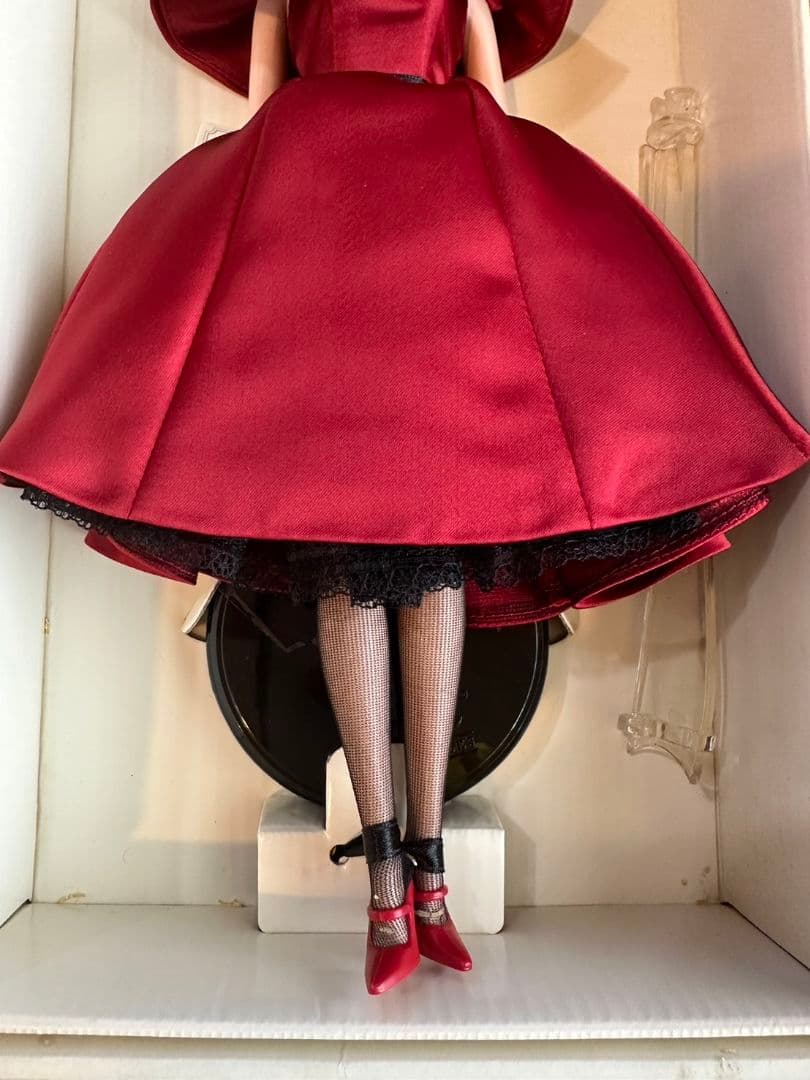 バービー ファッションモデルコレクション　Ravishing in Rouge