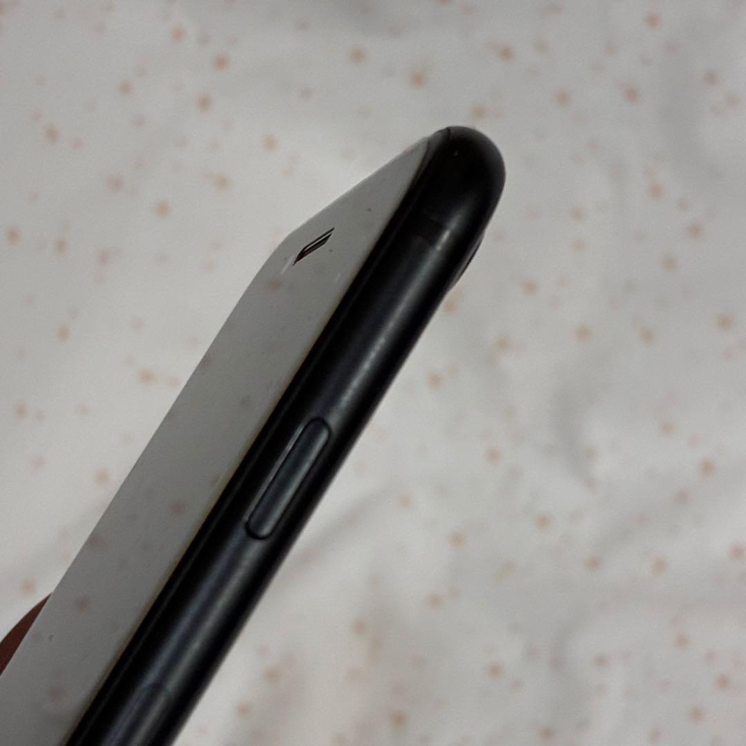 【超美品】Apple iPhone SE(第2世代) 128GB