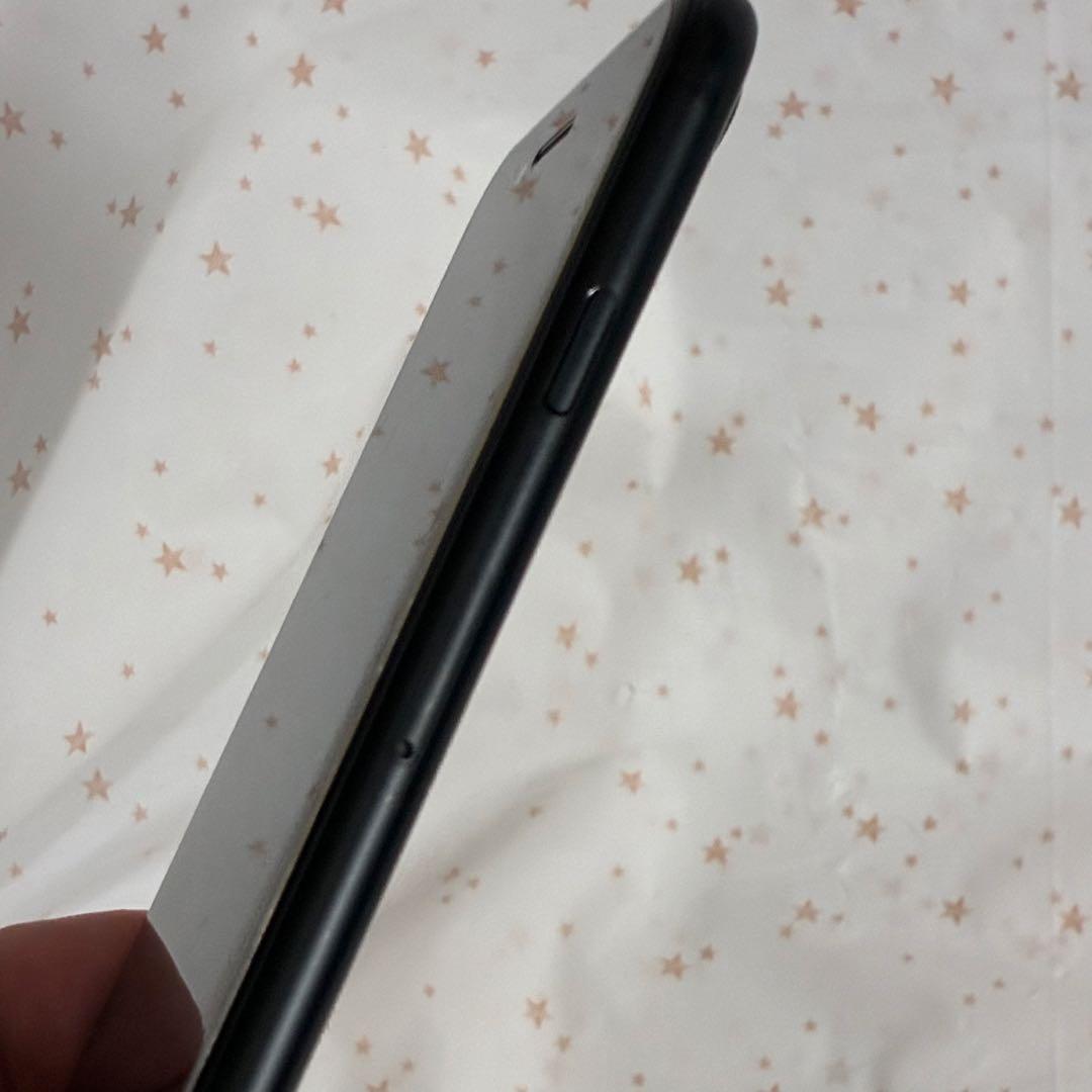 【超美品】Apple iPhone SE(第2世代) 128GB