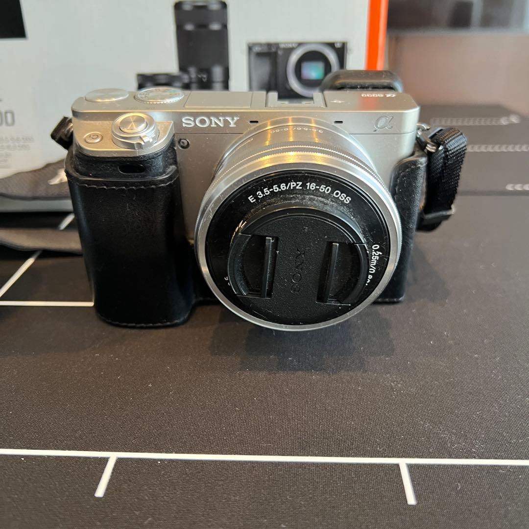 Sony α6000 ミラーレス一眼 レンズ付 ダブルレンズキッド