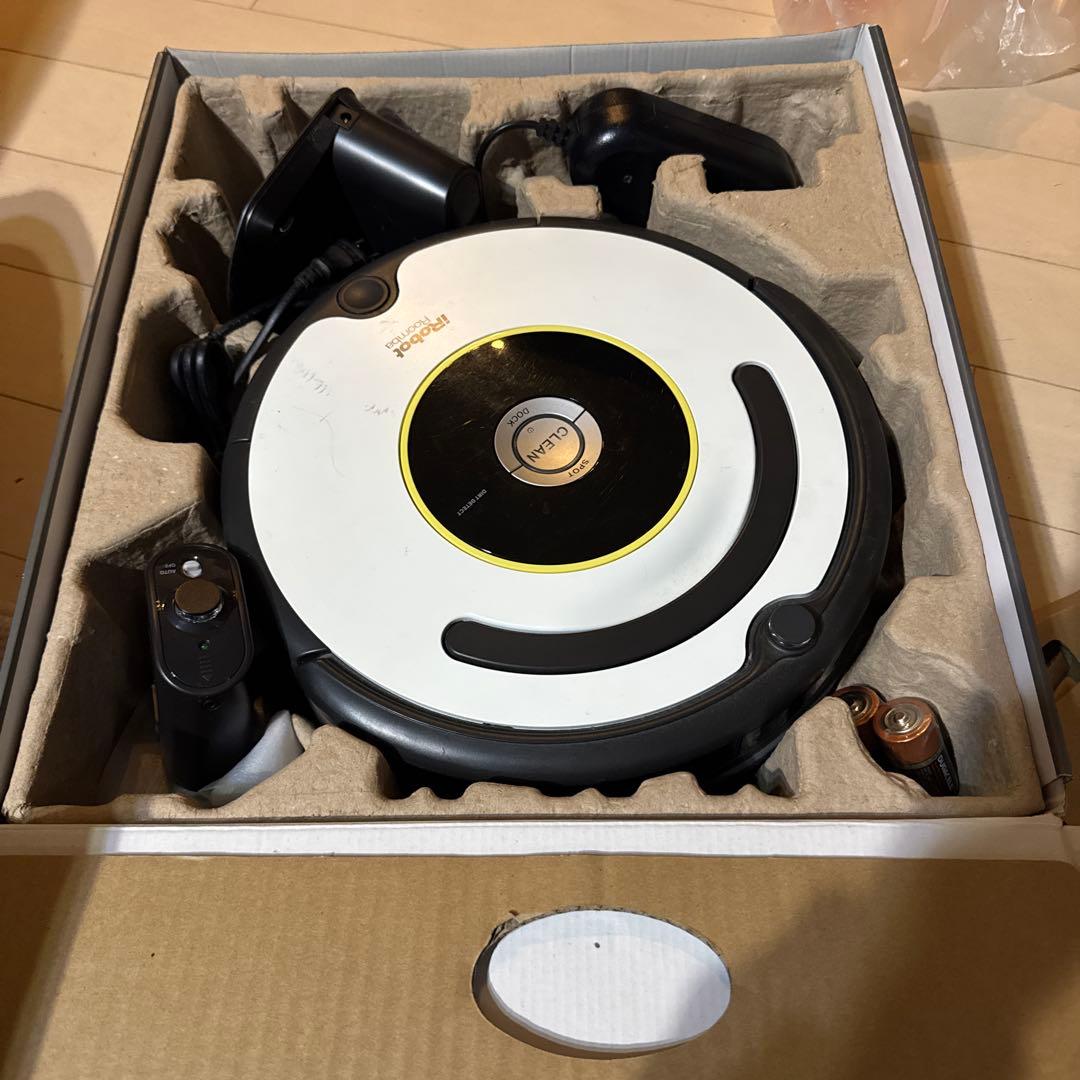 iRobot Roomba ロボット掃除機本体と充電ドック 箱付き保証付き