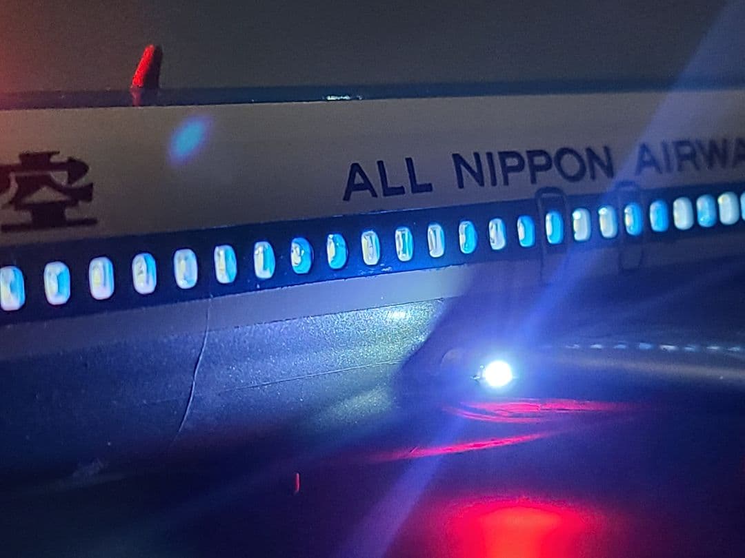 ANA BOEING 727-200 モヒカン LED仕様完成品