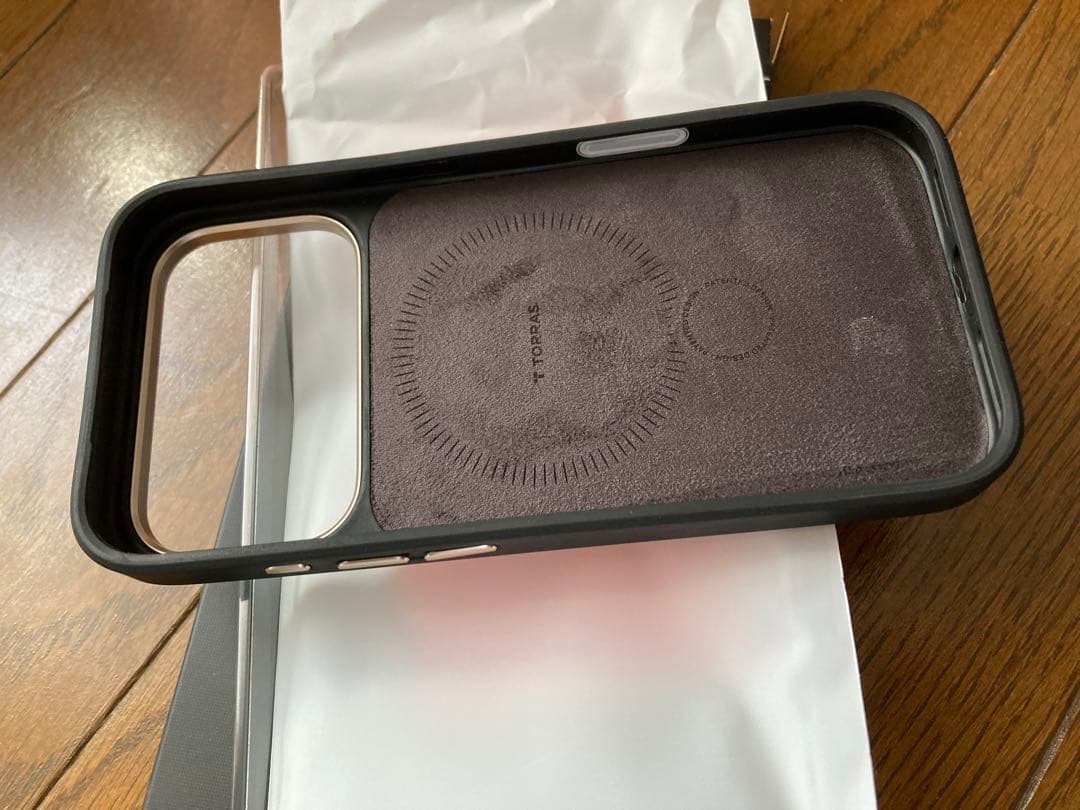 iPhone17Pro用360°回転式スタンドケース