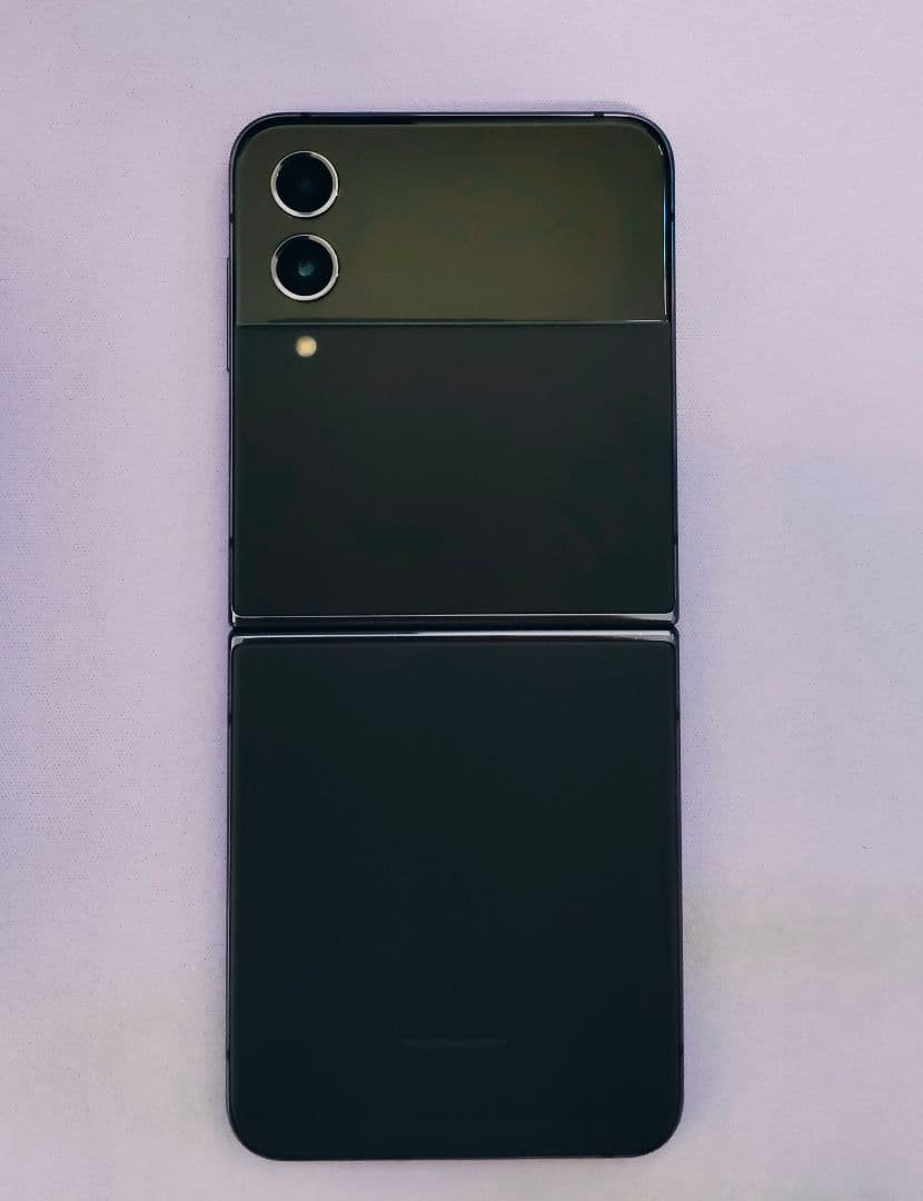 美品 GalaxyZFlip4 128GB グラファイトSIMフリー(ジャンク)
