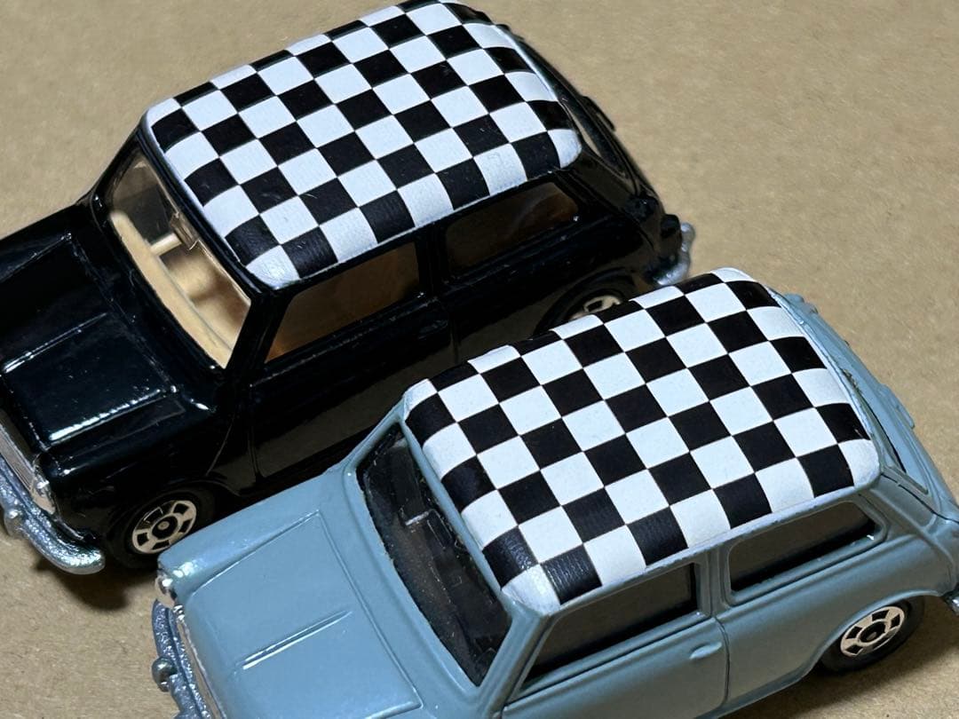 訳あり トミカ ミニクーパー チェックデザイン 2台セット