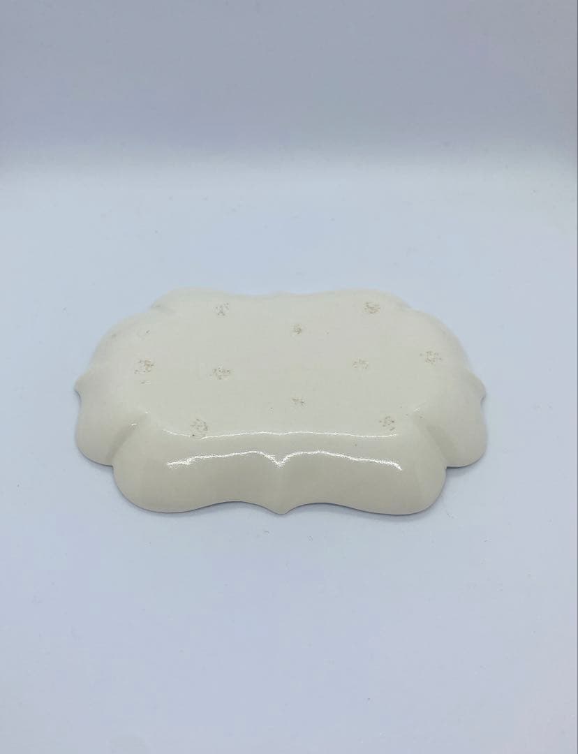 岡田直人さん　輪花プレート