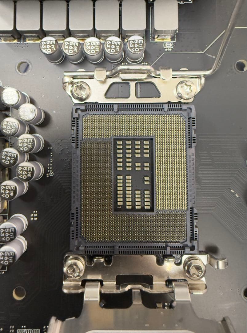 MSI PRO Z690-P DDR4 ATXマザーボード　自作PCパーツ
