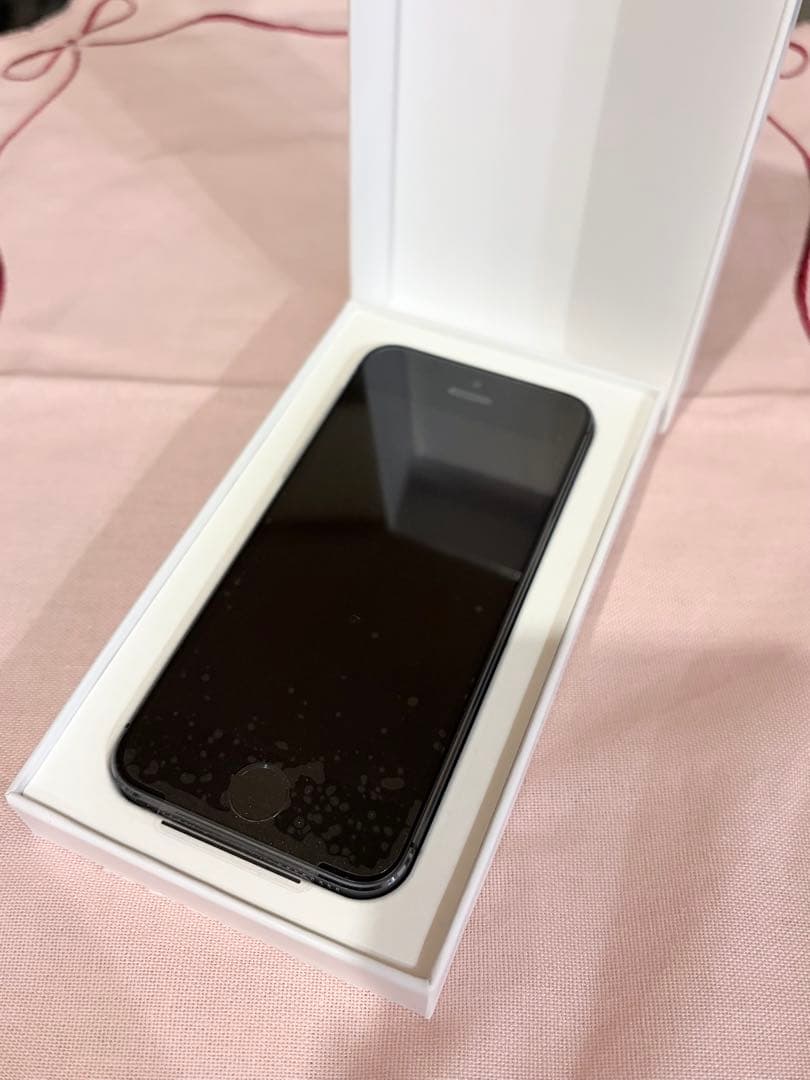 F*o様 【新品未使用】Apple iPhone5s 32GB スペースグレイ