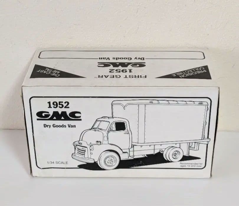 ダイキャスト　GMC　FIRST GEAR　ヴィンテージ　トラック　バン