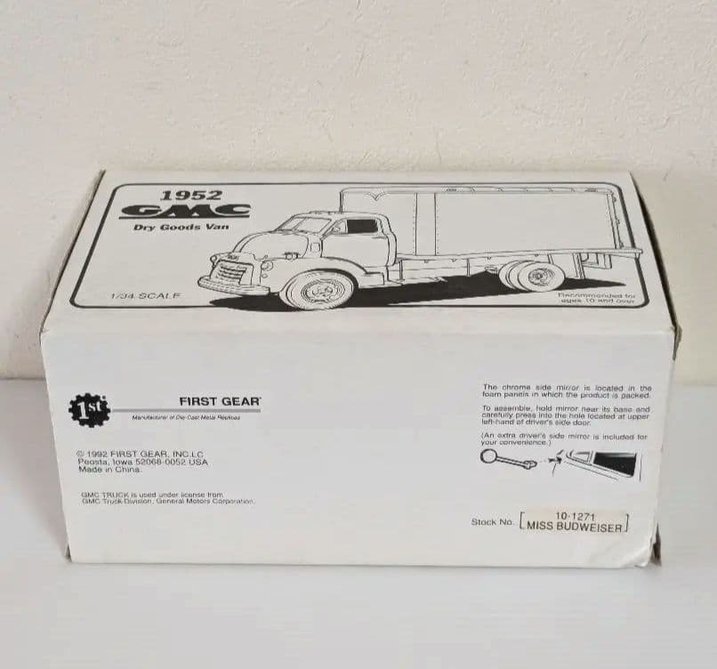 ダイキャスト　GMC　FIRST GEAR　ヴィンテージ　トラック　バン
