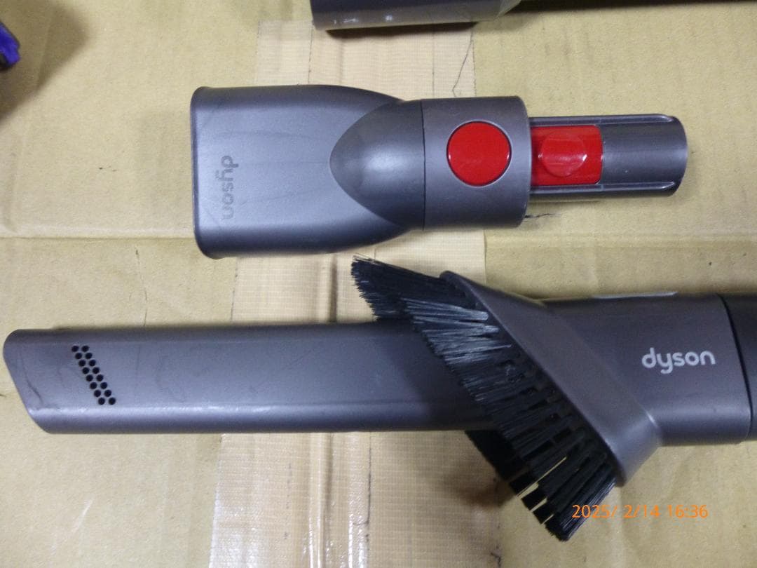 タイムセール開催中　dyson Omni-glide SV19　動作美品