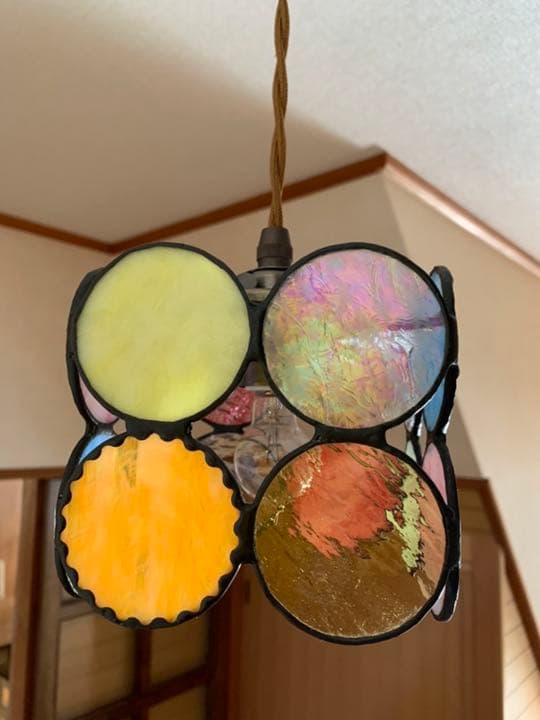 ステンドグラス　ペンダントライト