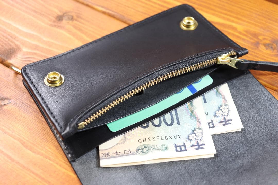 ☆ トラッカーウォレット　黒革　黒糸　栃木レザー使用 ☆糸色、金具色変更可能