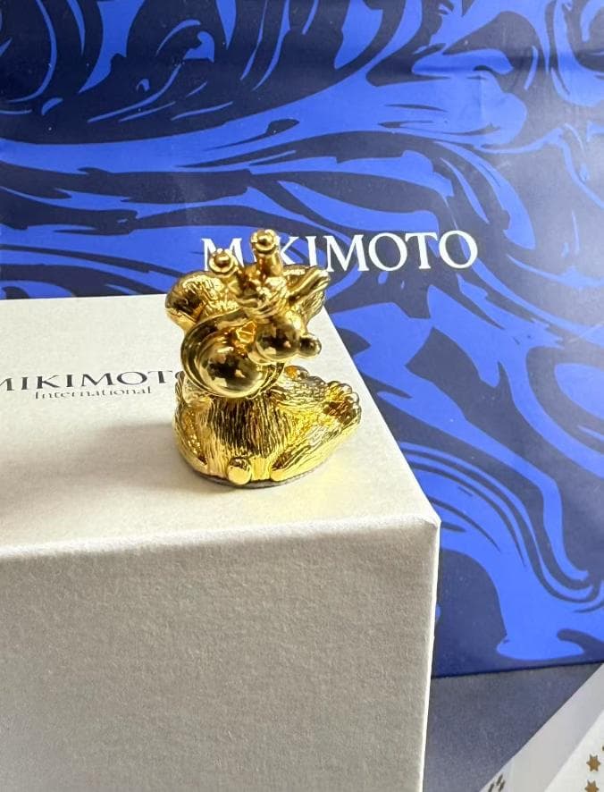 MIKIMOTO 金メッキ クマの置物 パール付きメッセ－ジスタンド