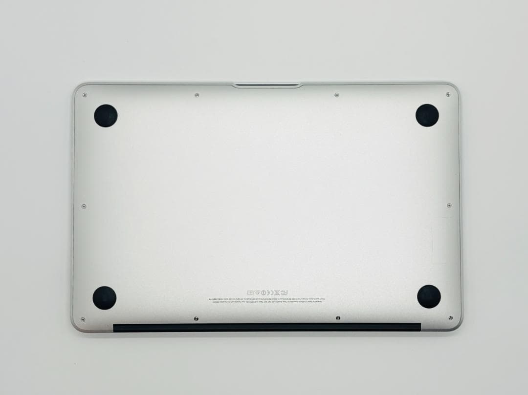MacBook Air、Core i7、11\"（2013)、8GB, 512GB