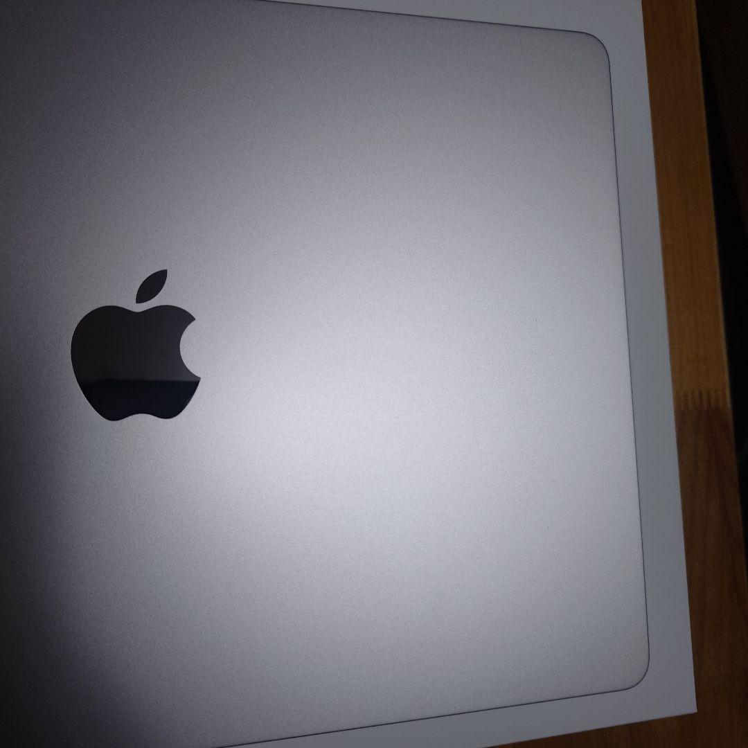 MacBook Air M3 15インチ 16GB 512GB スターライト