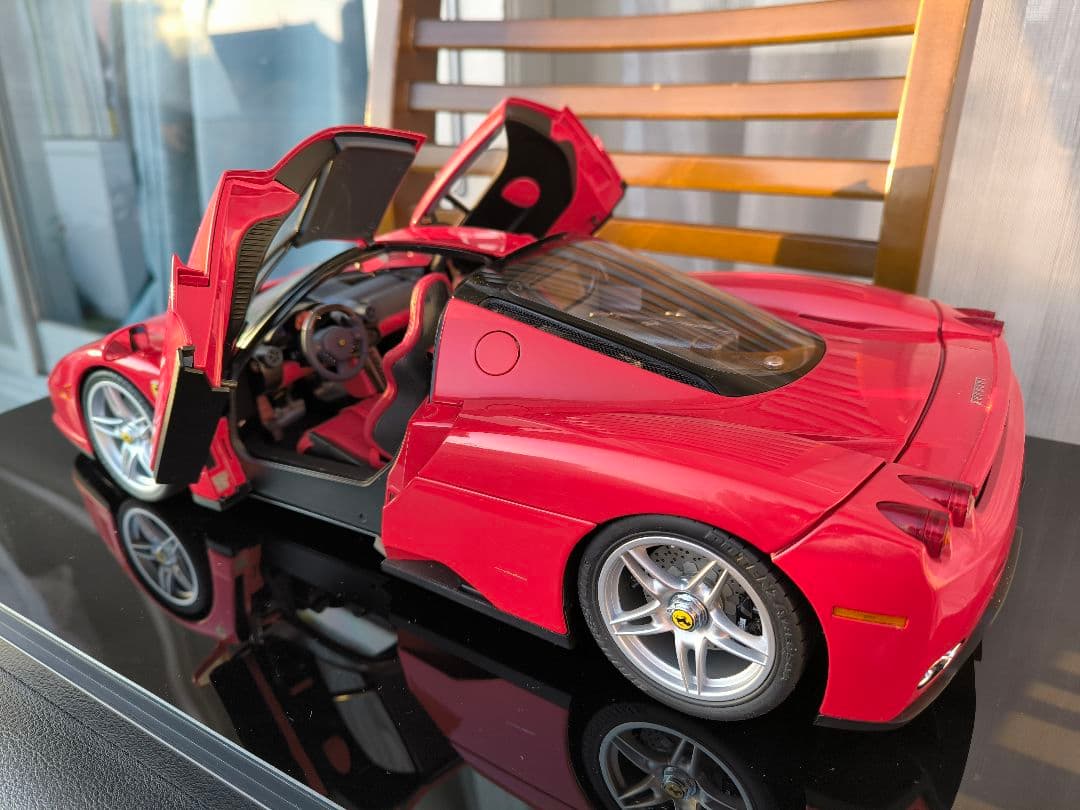 超大型 1/10 フェラーリ Enzo DeAGOSTINI 約40cm 9kg