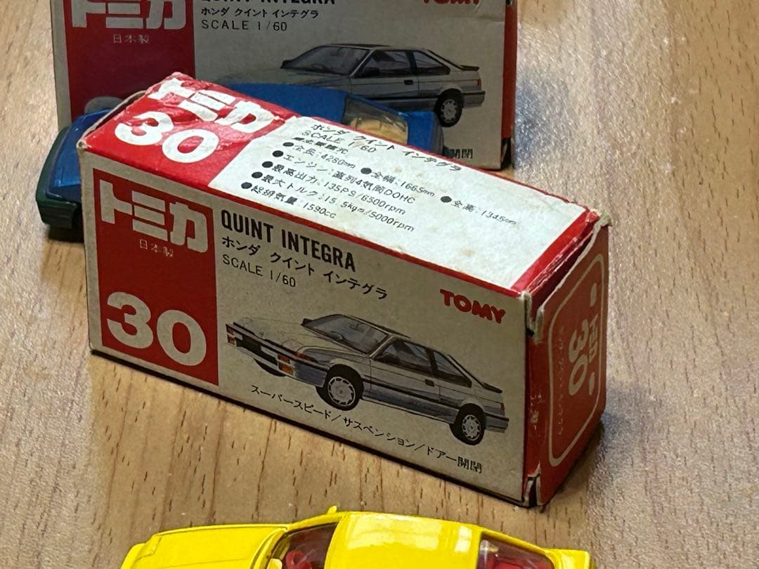 トミカ　インテグラ　日本製