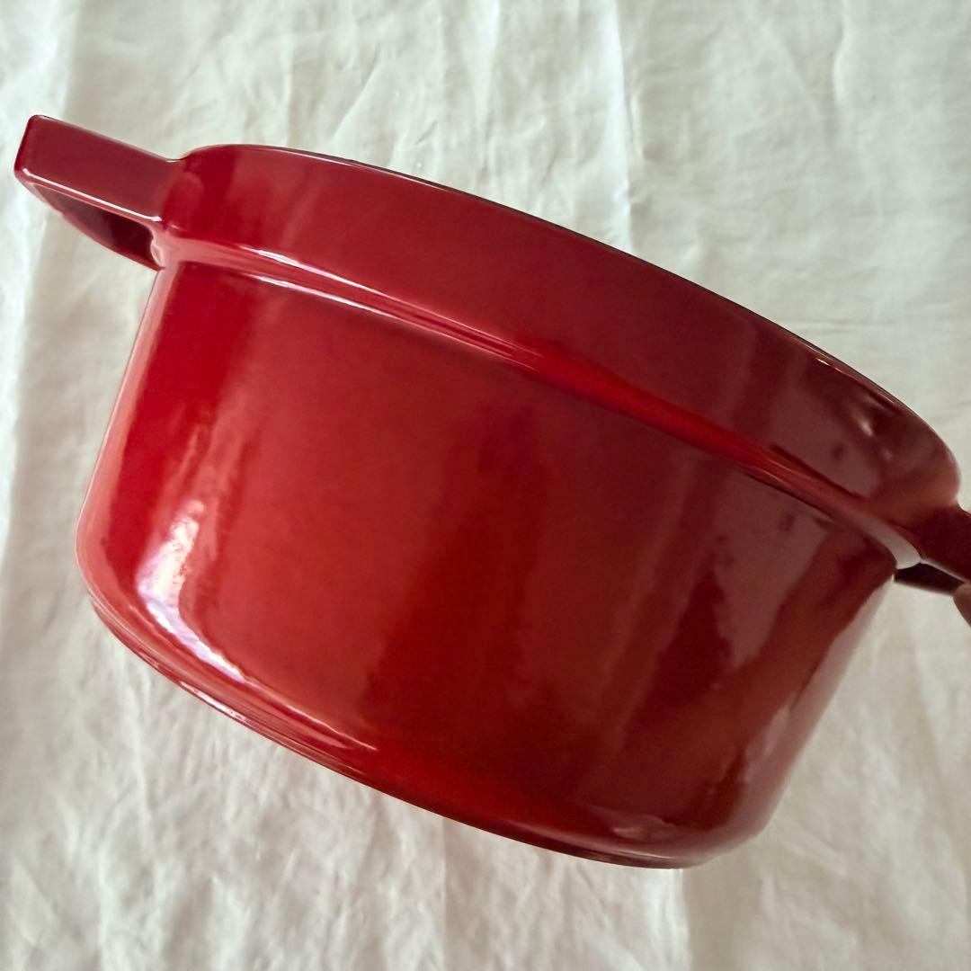 STAUB ココット ラウンド 20cm チェリー 鋳鉄鍋