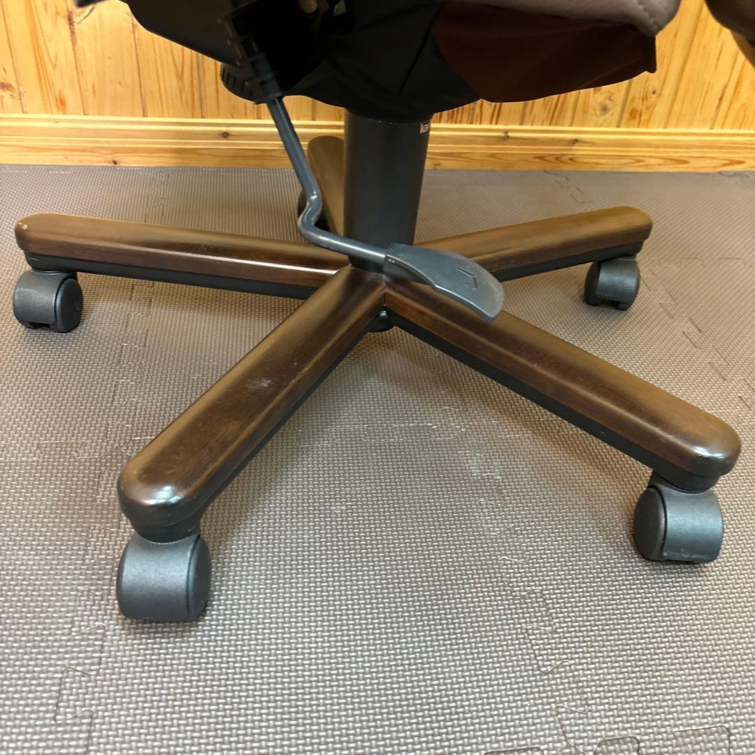 カリモク XT5750 肘付き デスクチェア 書斎椅子 本革