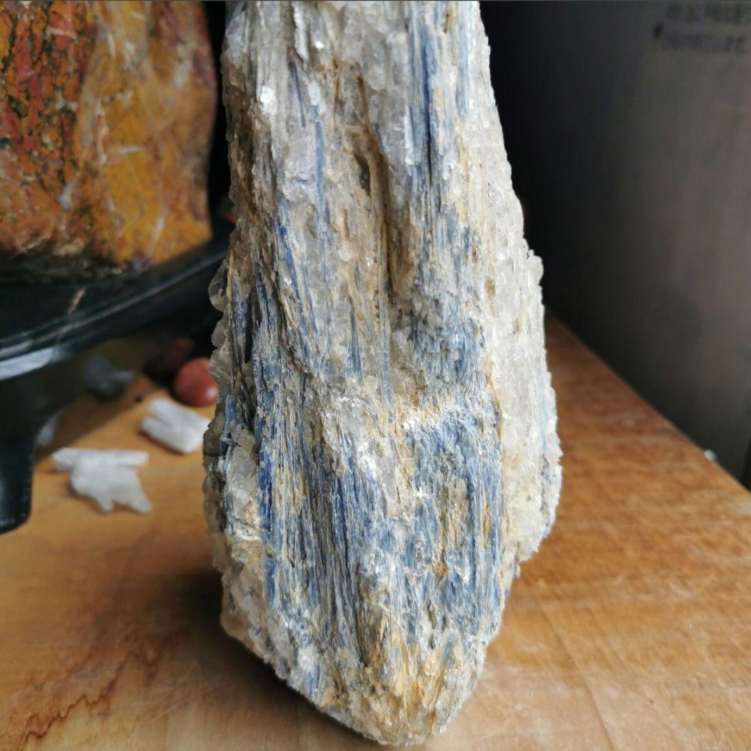 カイヤナイト　3.2キロ　鑑賞石　石 置物　オブジェ　インテリア