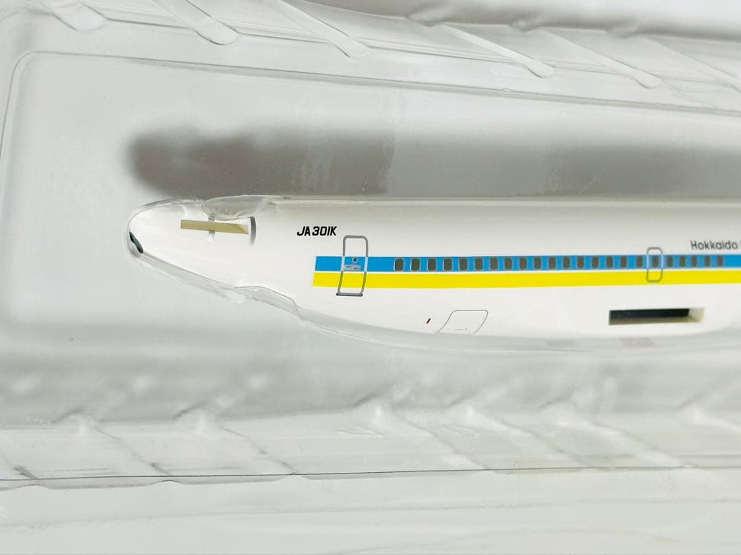 hogan 1/200 AIRDO B737-500 クロスウィング