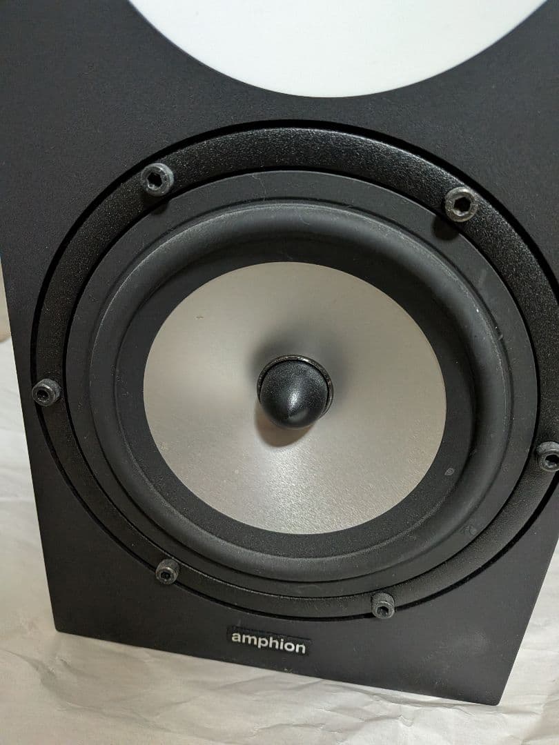 Amphion One18 パッシブモニタースピーカー