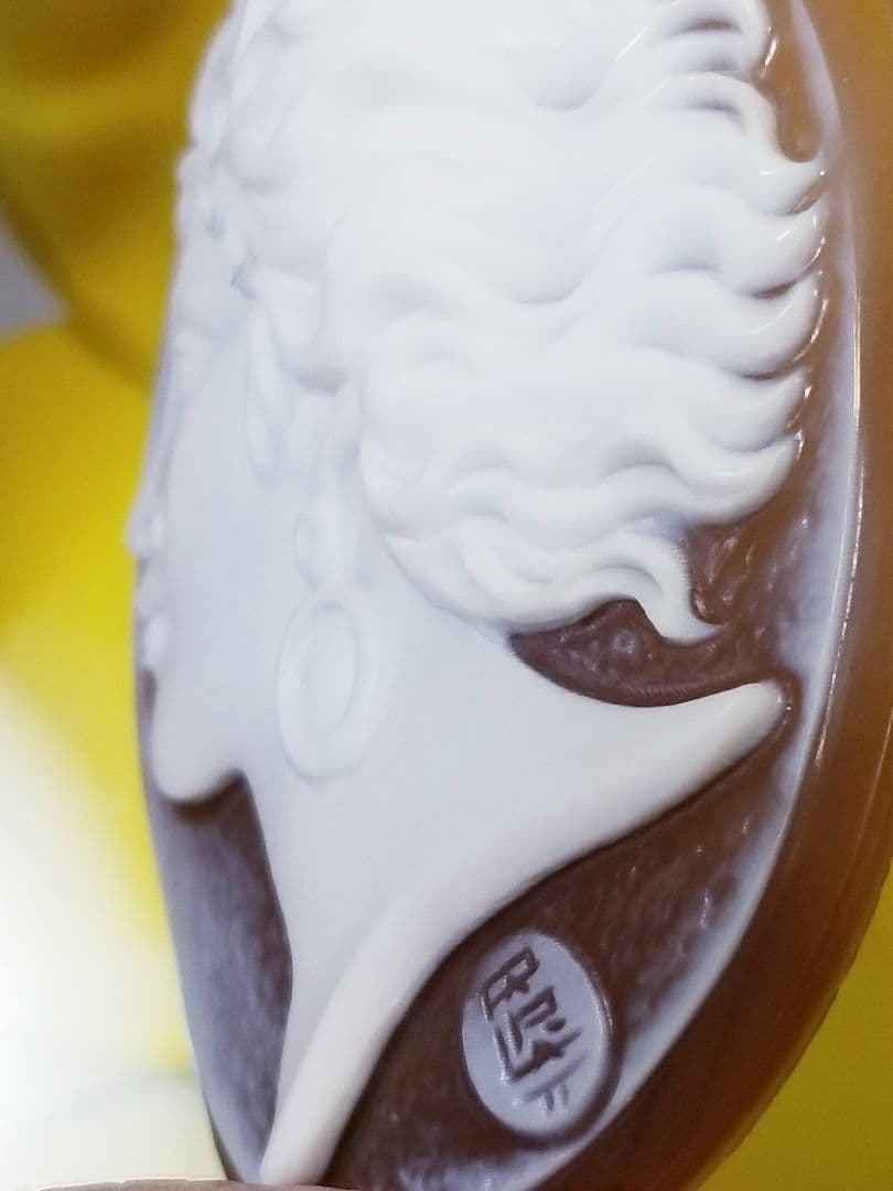 KS-206 【カルロ・パルラーティ作】天然シェルカメオルース