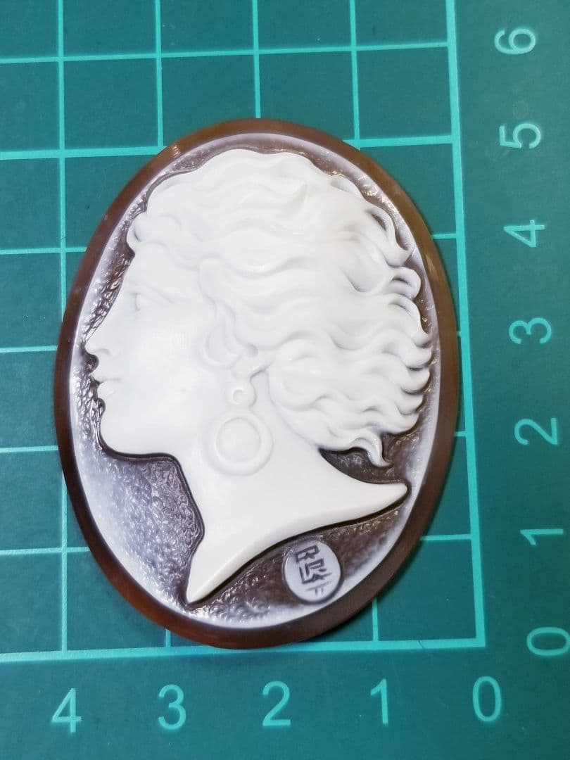 KS-206 【カルロ・パルラーティ作】天然シェルカメオルース