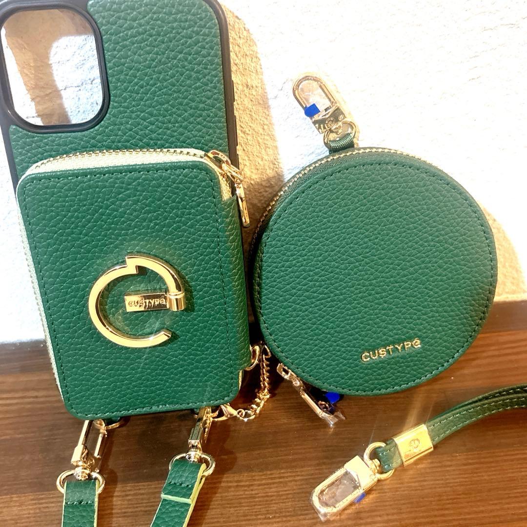 Custype iPhone16plusケース 美品