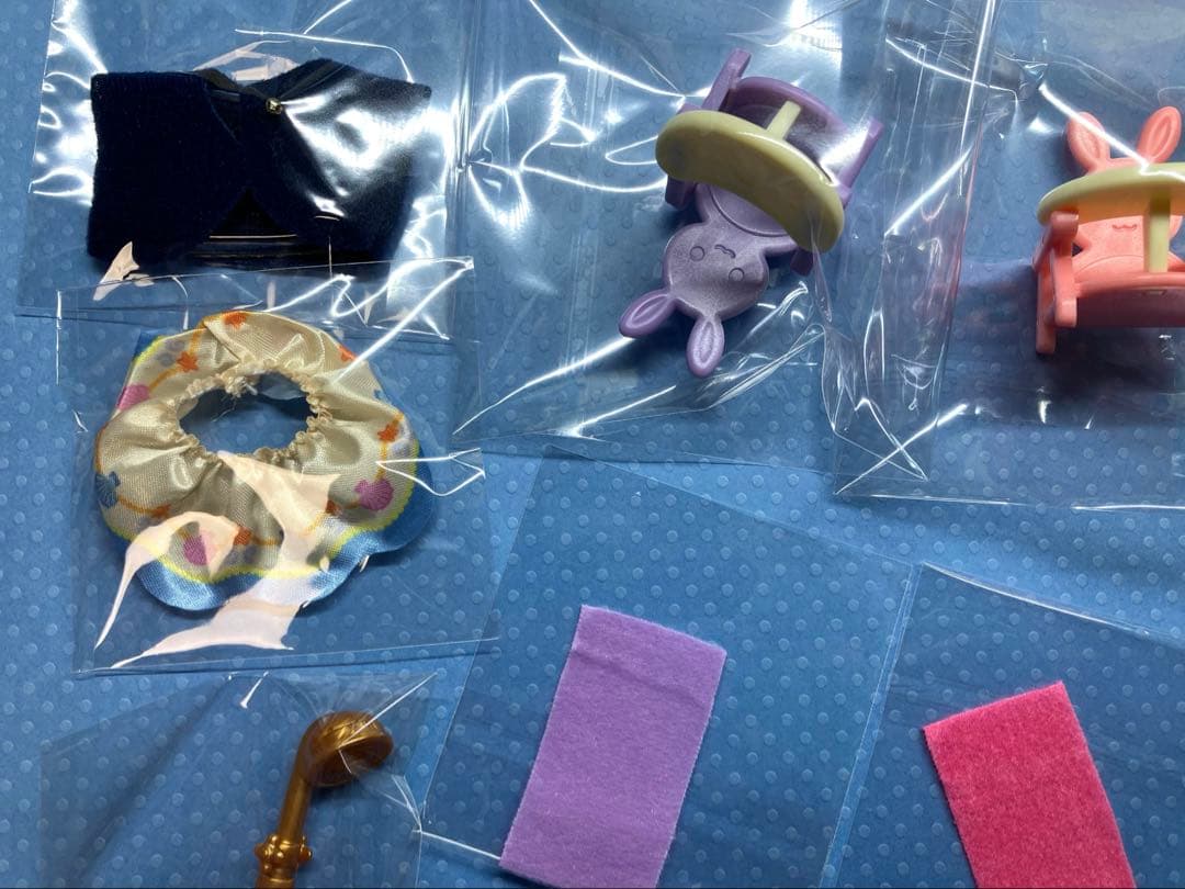 シルバニア　新品小物　各¥150 ③