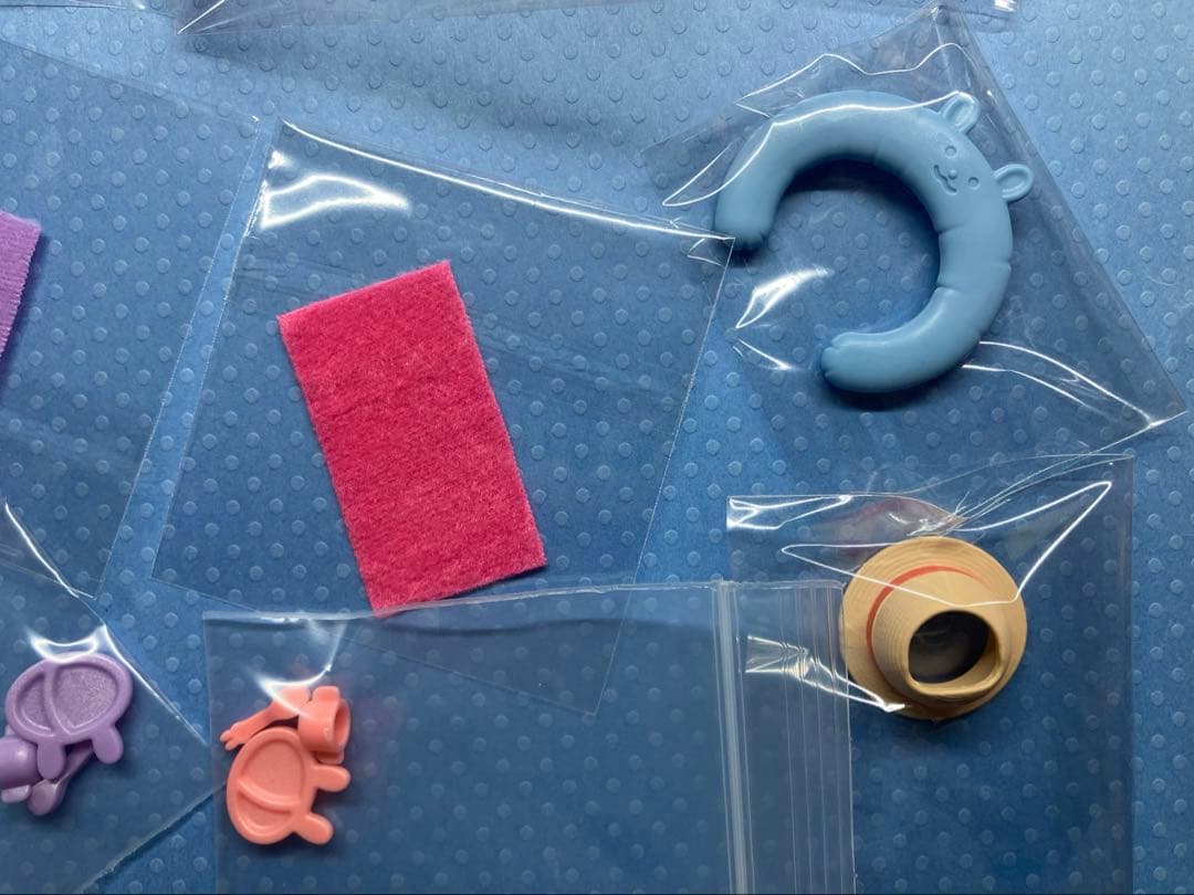 シルバニア　新品小物　各¥150 ③