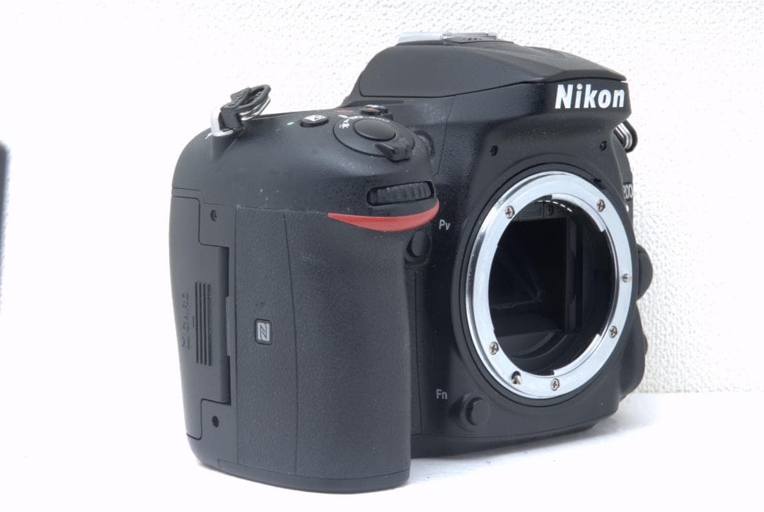 新品級♪ Nikon D5600 S数7972回 Wi-Fi搭載！高画質一眼