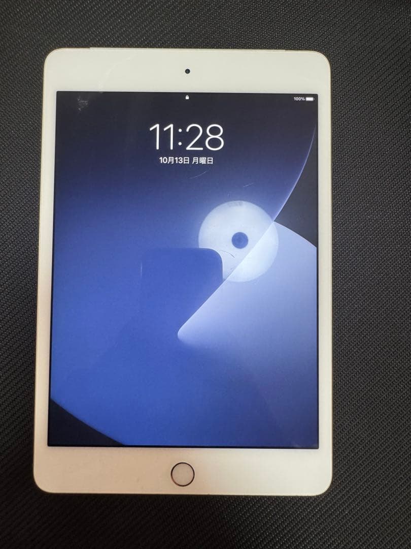 【Apple】iPad mini4 MK712J/A