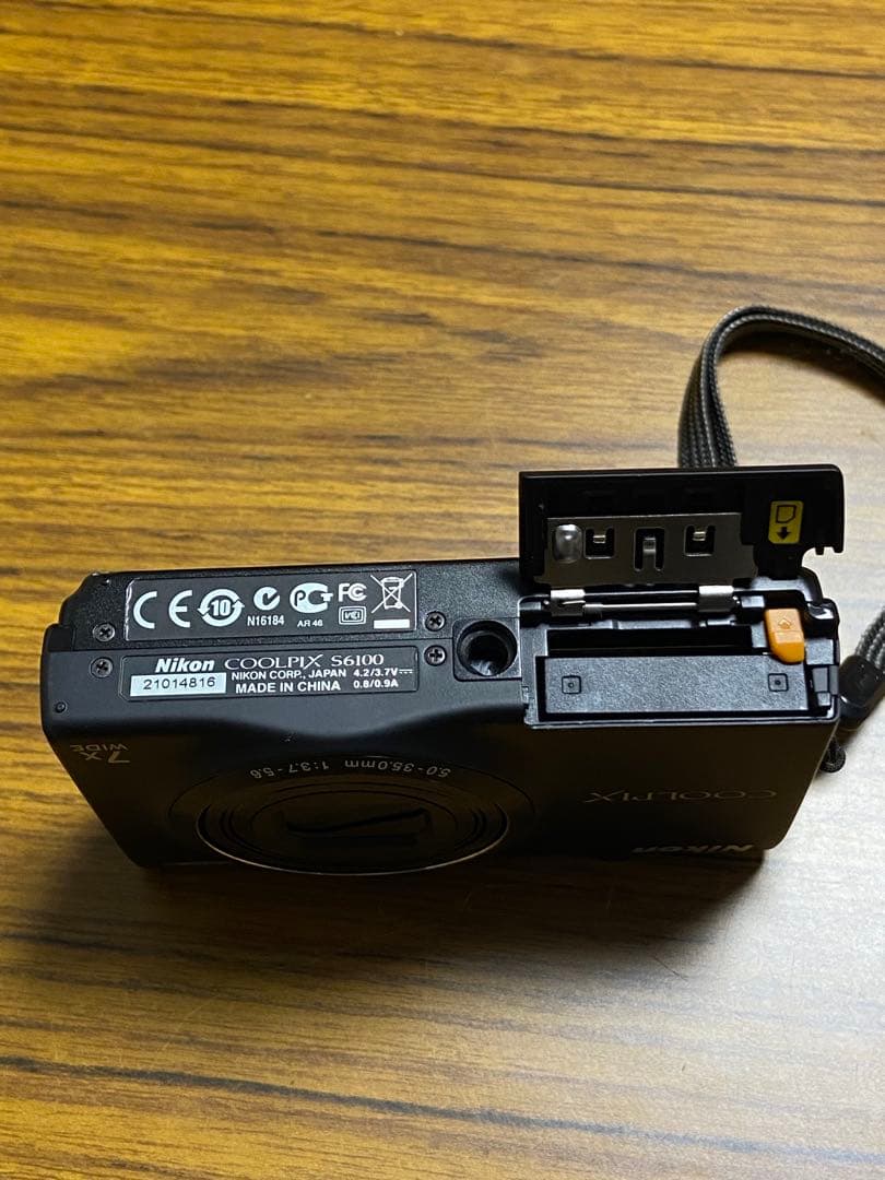 デジタルカメラ NIKON COOLPIX S6100