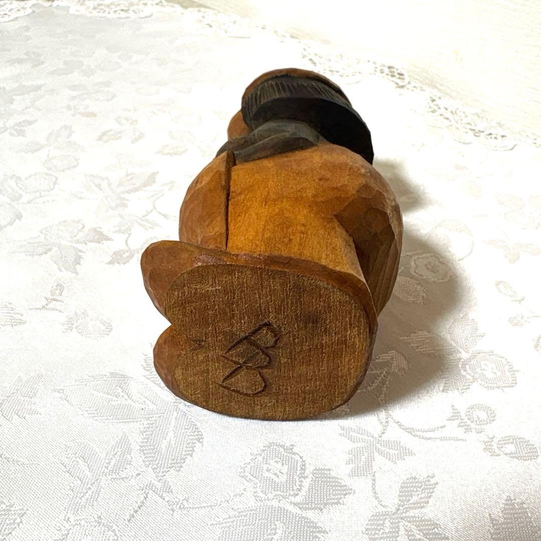 スウェーデン　手彫り　木彫置物　 人形　ヨーロッパ　木彫　工芸品美術品ビンテージ