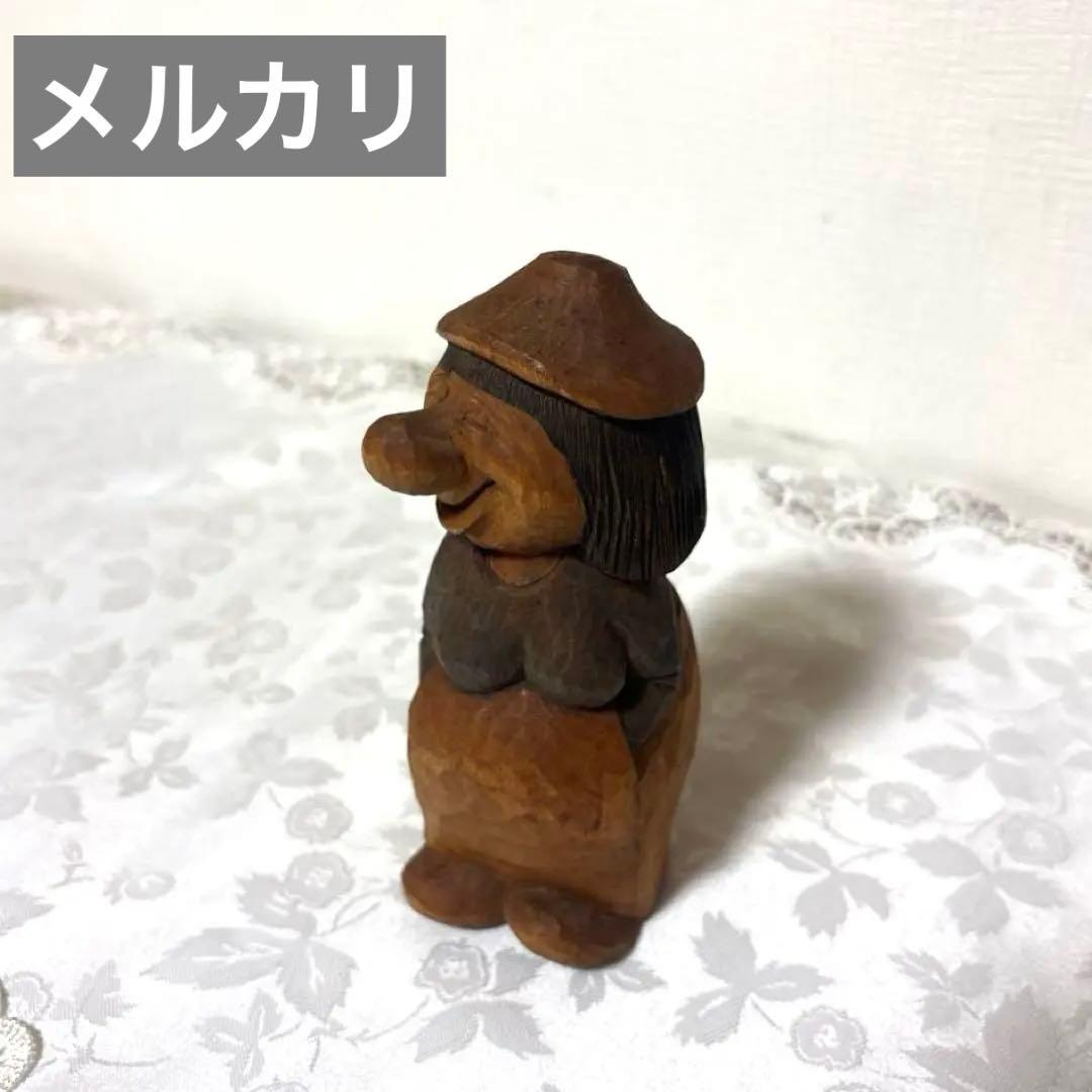 スウェーデン　手彫り　木彫置物　 人形　ヨーロッパ　木彫　工芸品美術品ビンテージ