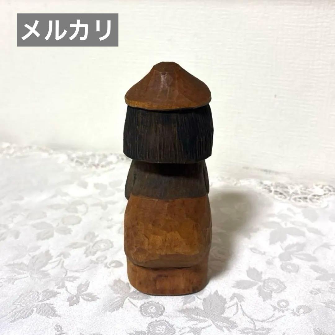 スウェーデン　手彫り　木彫置物　 人形　ヨーロッパ　木彫　工芸品美術品ビンテージ