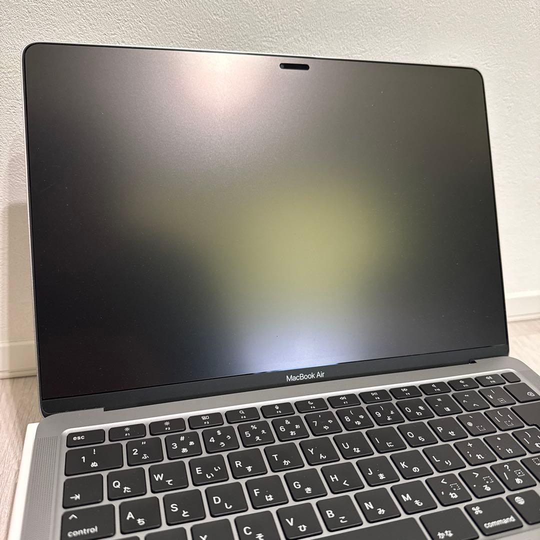 【ほぼ新品】MacBook Air スペースグレイM1 8GB256 充放電5回