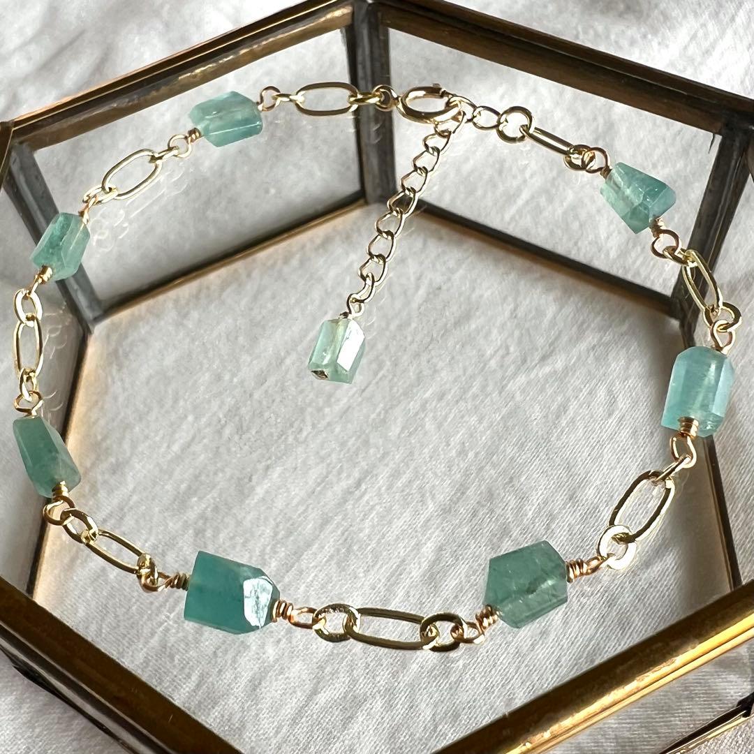 桃色の雲様2点おまとめ388.グランディディエライト*14kgfピアス